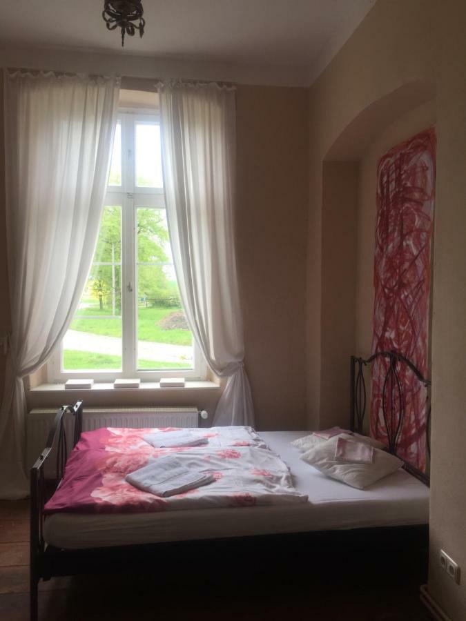 Apartament Gutshaus Schwarzenhof Dargun Zewnętrze zdjęcie
