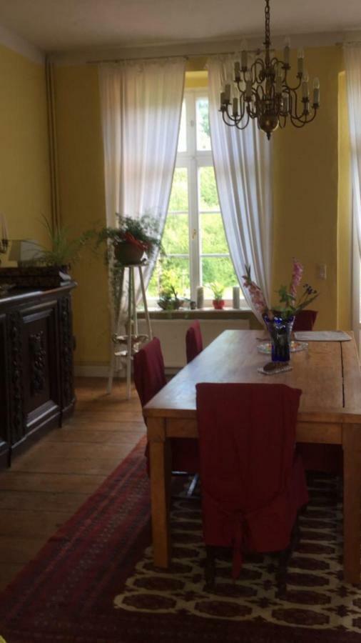 Apartament Gutshaus Schwarzenhof Dargun Zewnętrze zdjęcie